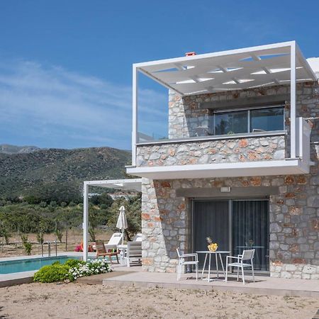 Cedar Bay Beachside Villas Palaiochora Luaran gambar