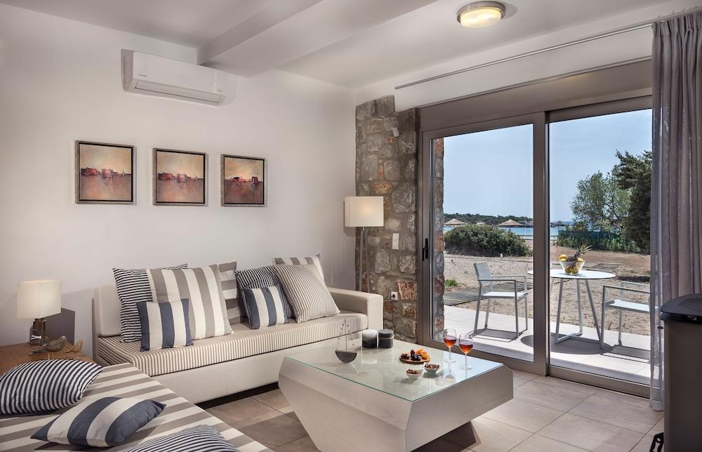 Cedar Bay Beachside Villas Palaiochora Luaran gambar
