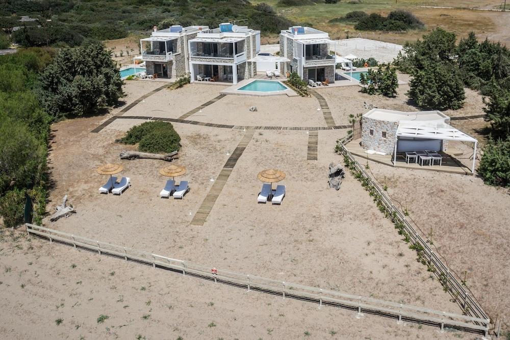 Cedar Bay Beachside Villas Palaiochora Luaran gambar