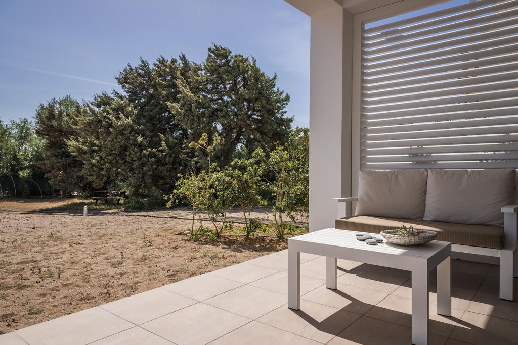 Cedar Bay Beachside Villas Palaiochora Luaran gambar